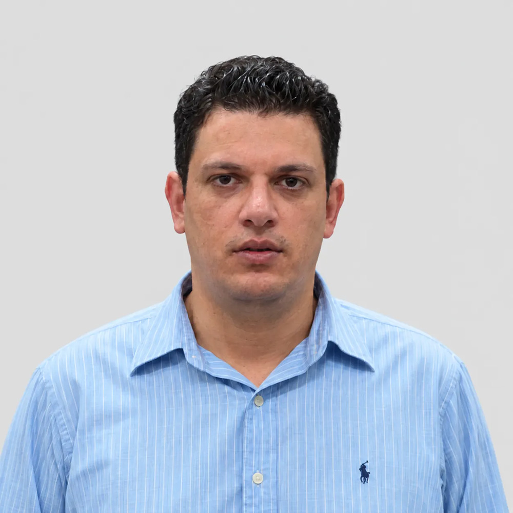  MANOLIS CHATZIDAKIS